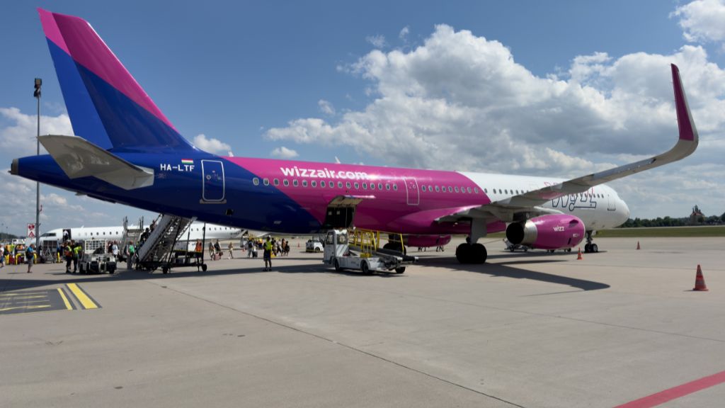 wizzair gdansk airport